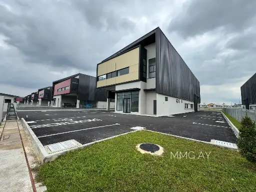 [10732] 【 Extra 100 Sf Land 】I8 @ Factory Bandar Bukit Raja Klang For Rent