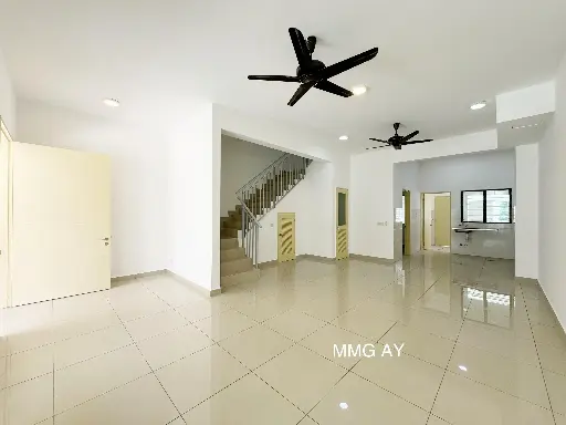 [10725] 【 Tip Top Condition 】 Crista @ Setia Utama 3 Storey House For Sale